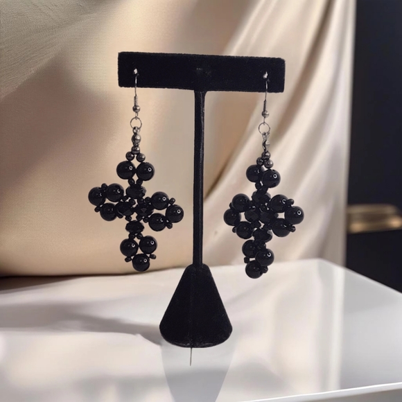 unbranded Jewelry - Trendy Silver Cross-Patterned Beaded Earrings NWT